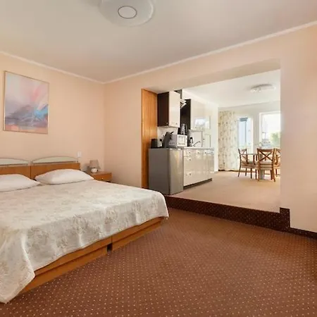 For 2 People With Terrace Apartment *