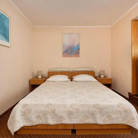 For 2 People With Terrace *