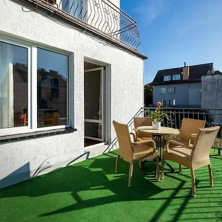 For 2 People With Terrace * Rewal
